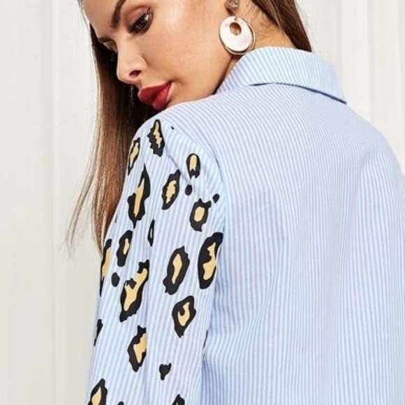 Leopard Animal Print Button Down Top LIKE NEW - Picture 4 of 13